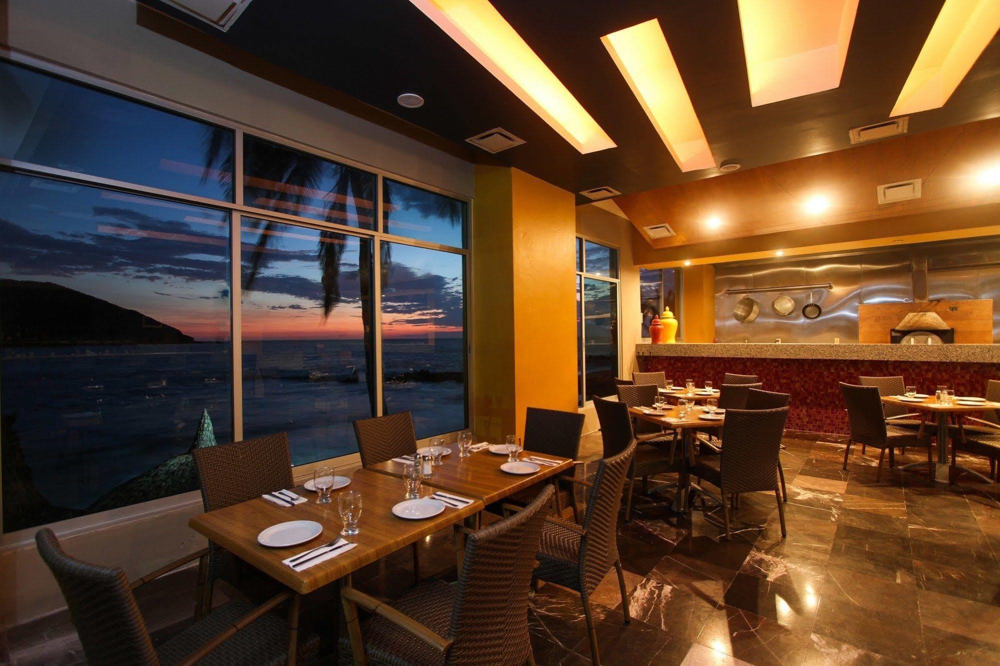 Oceano Palace Mazatlan Dış mekan fotoğraf